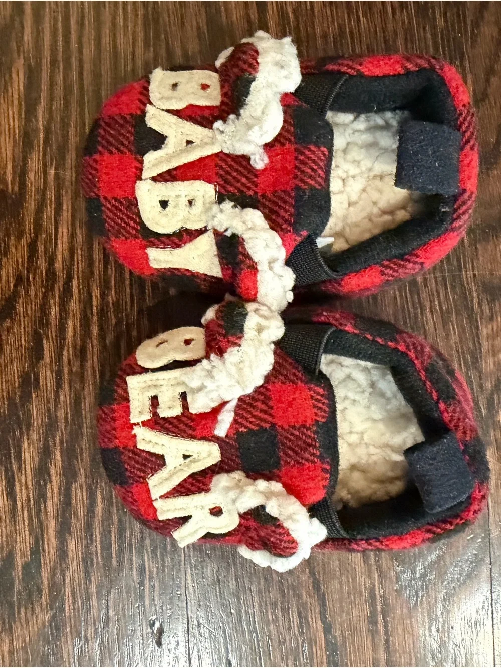 Baby Plaid BABY BEAR Red and Black Buffalo plaid family matching slippers NEW